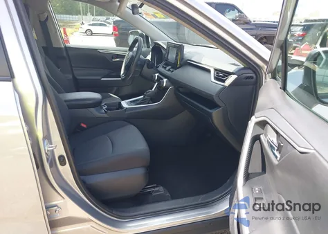 2019 Toyota Rav4 Xle z USA, uszkodzony, nr VIN 2T3W1RFV2KC031264